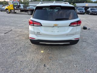 2022 Chevrolet Equinox Premier - Exterior Rear Center Image